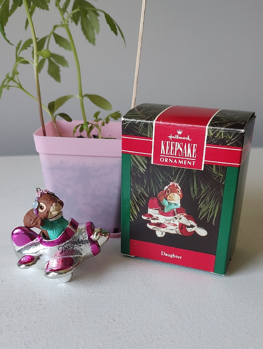 © 1992 Hallmark Cards Inc. Daughter Keepsake Ornament In Original Box